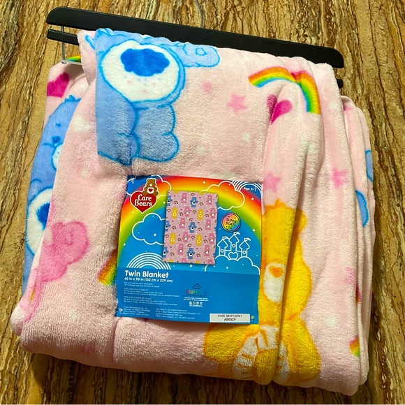 Care Bears - Picture 6 of 11